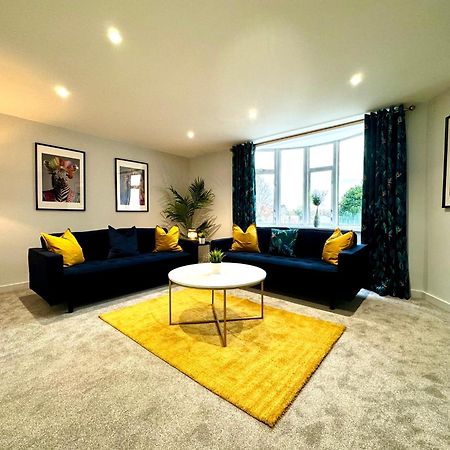 Amazing Large 3 Bedroom Apartment - Sleeps 8! Bournemouth Esterno foto