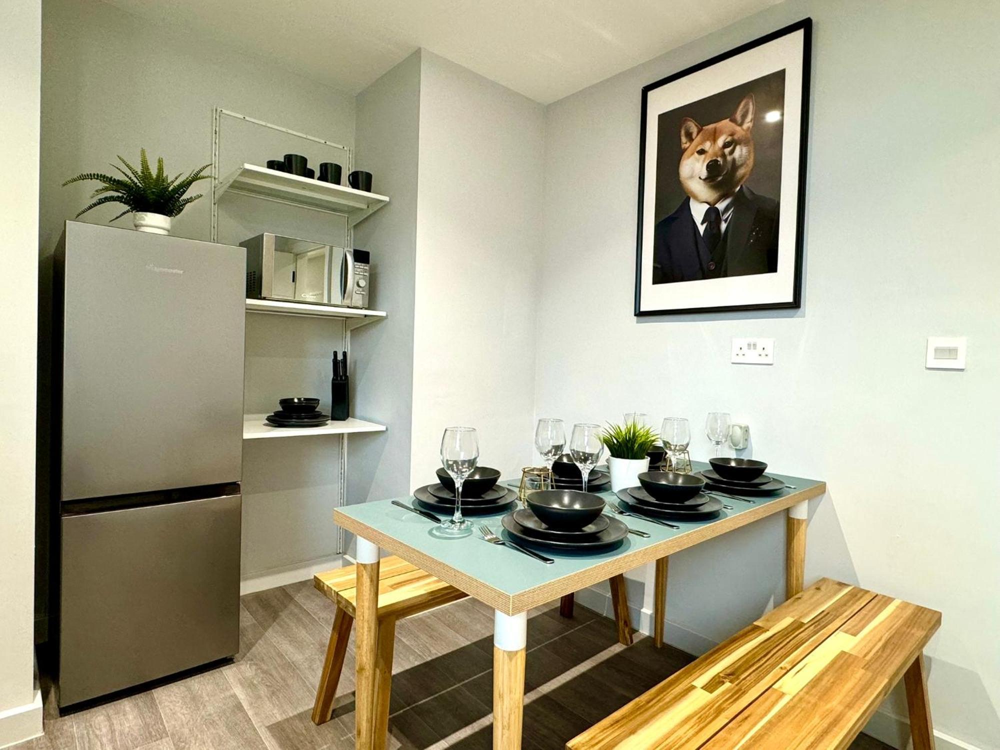 Amazing Large 3 Bedroom Apartment - Sleeps 8! Bournemouth Esterno foto