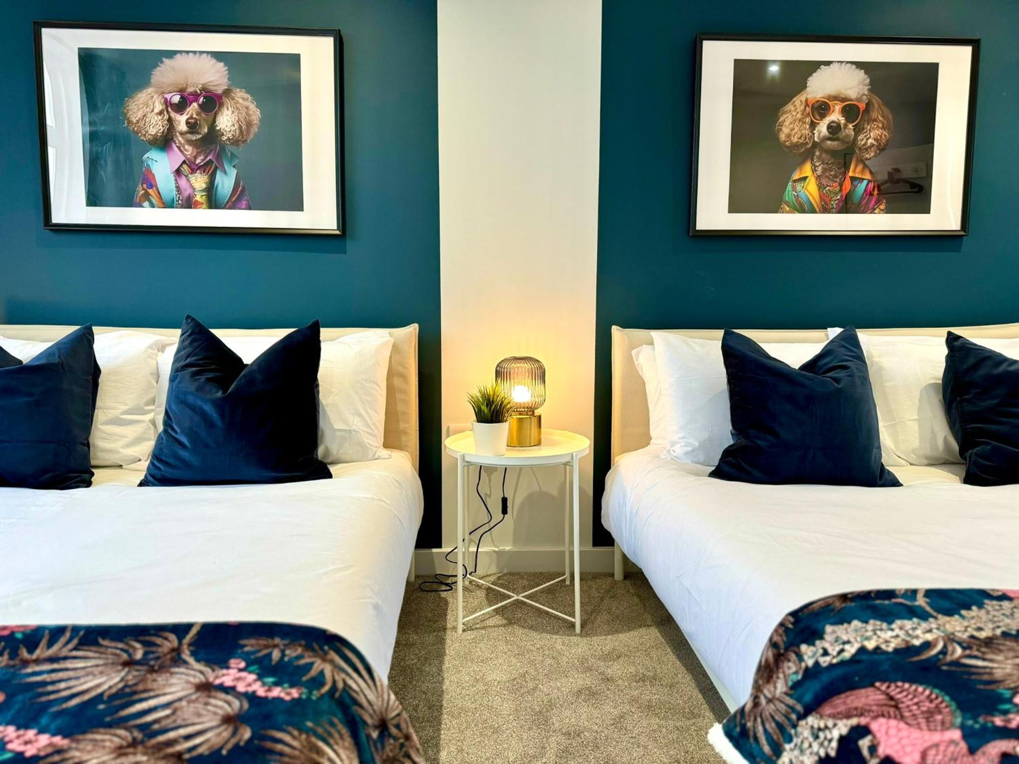 Amazing Large 3 Bedroom Apartment - Sleeps 8! Bournemouth Esterno foto